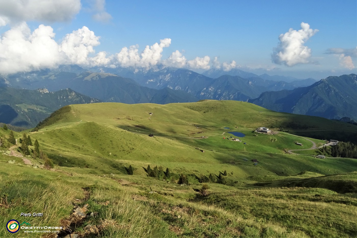 95 Seguendo il sent. 109A scendo ai Piani dell'Avaro.JPG